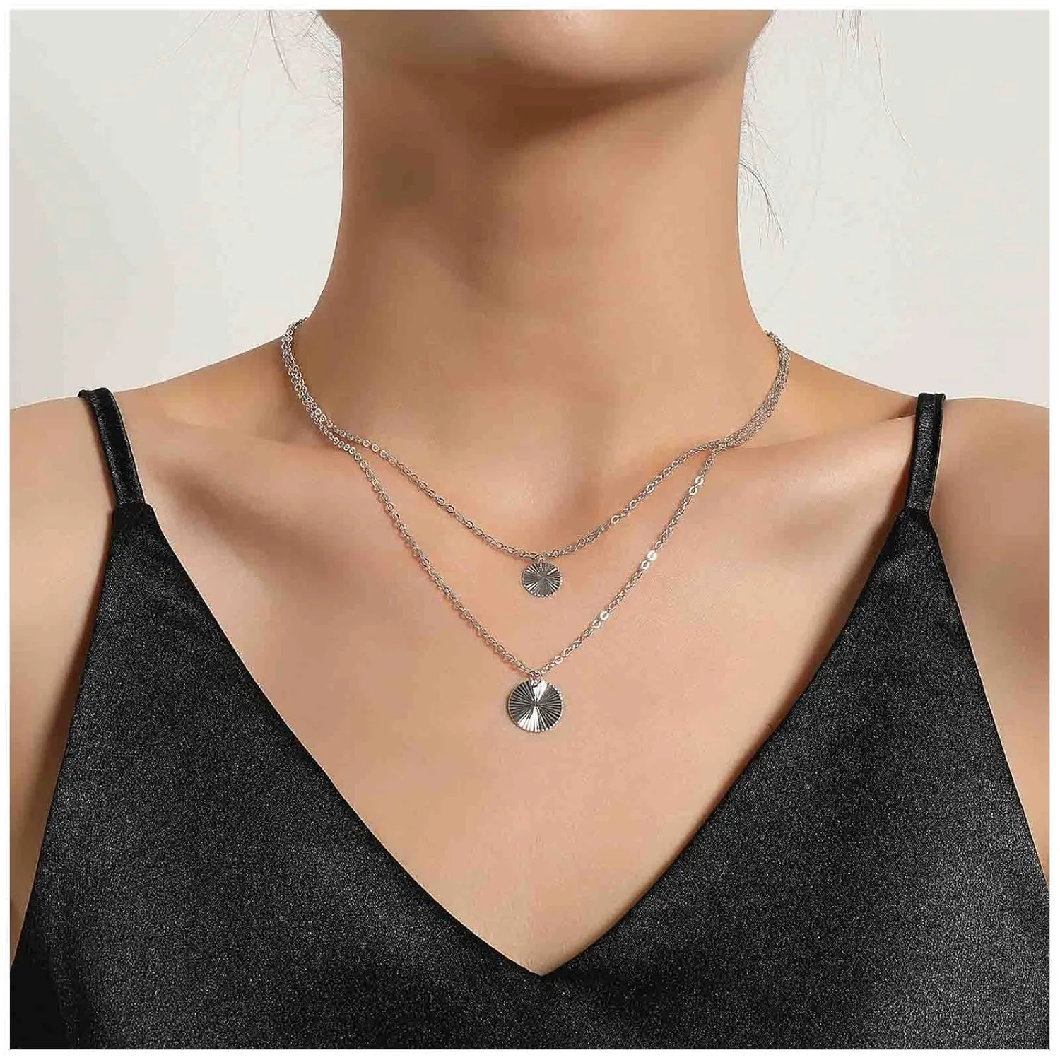 Boho Layered Disc Pendant Necklace Silver Circle Choker Necklace Full Moon Collar Necklace Unbalanced Round Disc Necklace Jewelry for Women