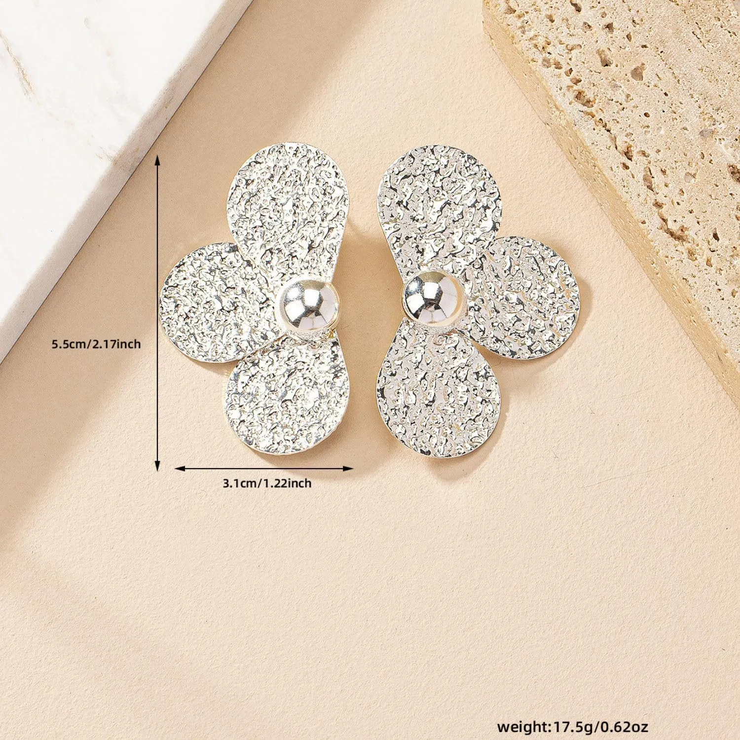 Chunky Hammered Big Flower Stud Earrings for Women Exaggerated Gold Statement Earrings Party Costume Jewelry