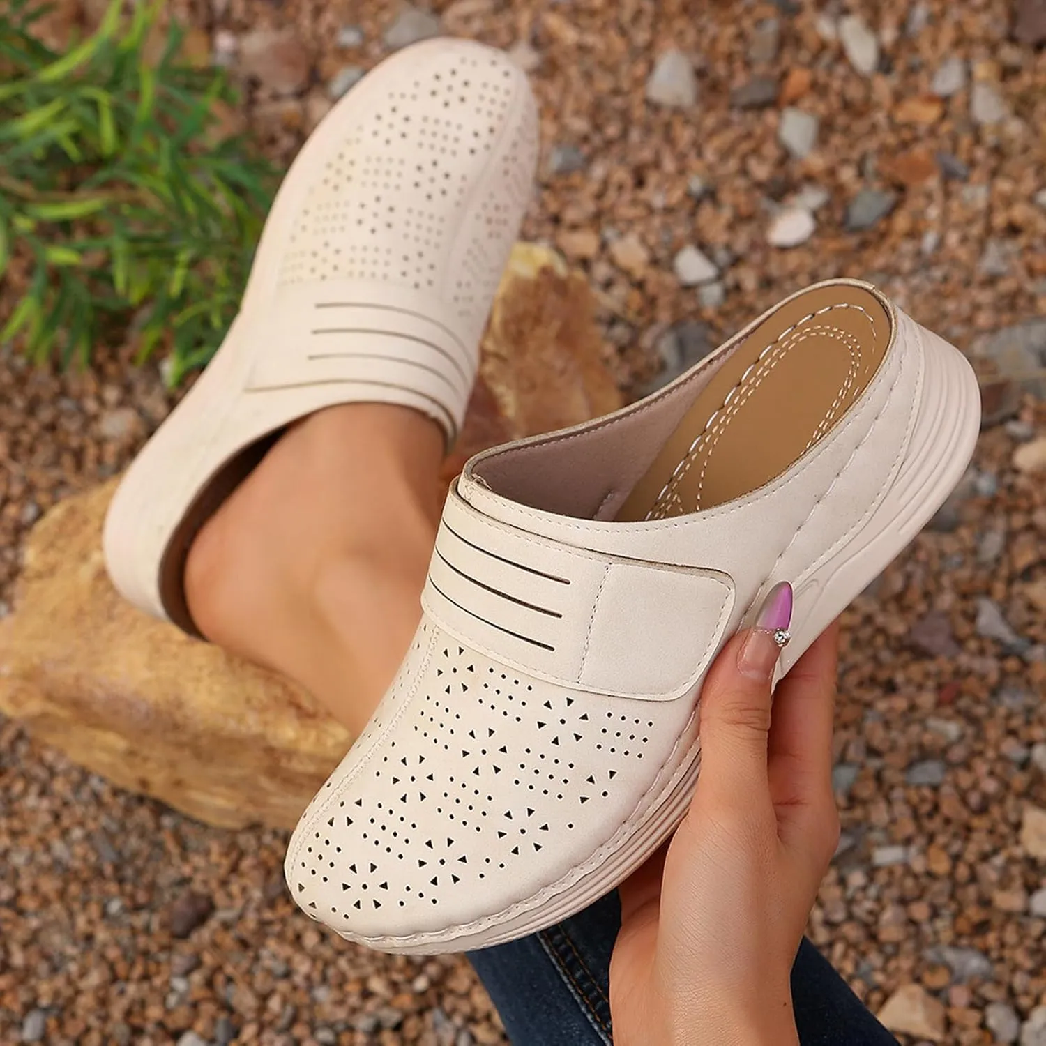 Clogs for Women Slip On Mules Closed Toe Arch Support Non Slip Sandals Summer Casual Comfortable Backless Low Wedge Beach Walking Shoes