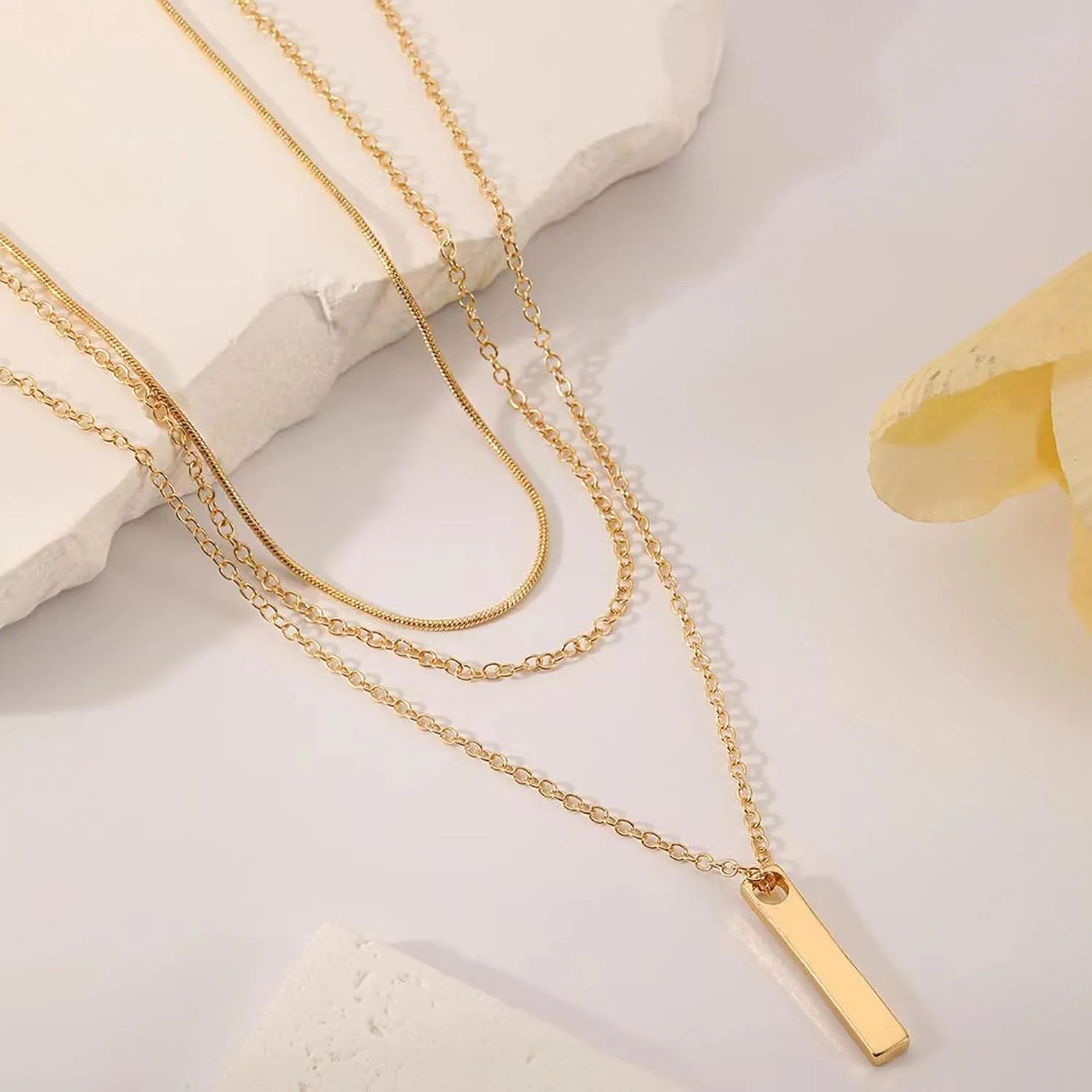 Gold Charm Necklace For Women Star Pearl Charms Pendant Neckalces Dainty 14K Gold Plated Summer Beach Ocean Jewelry Gifts