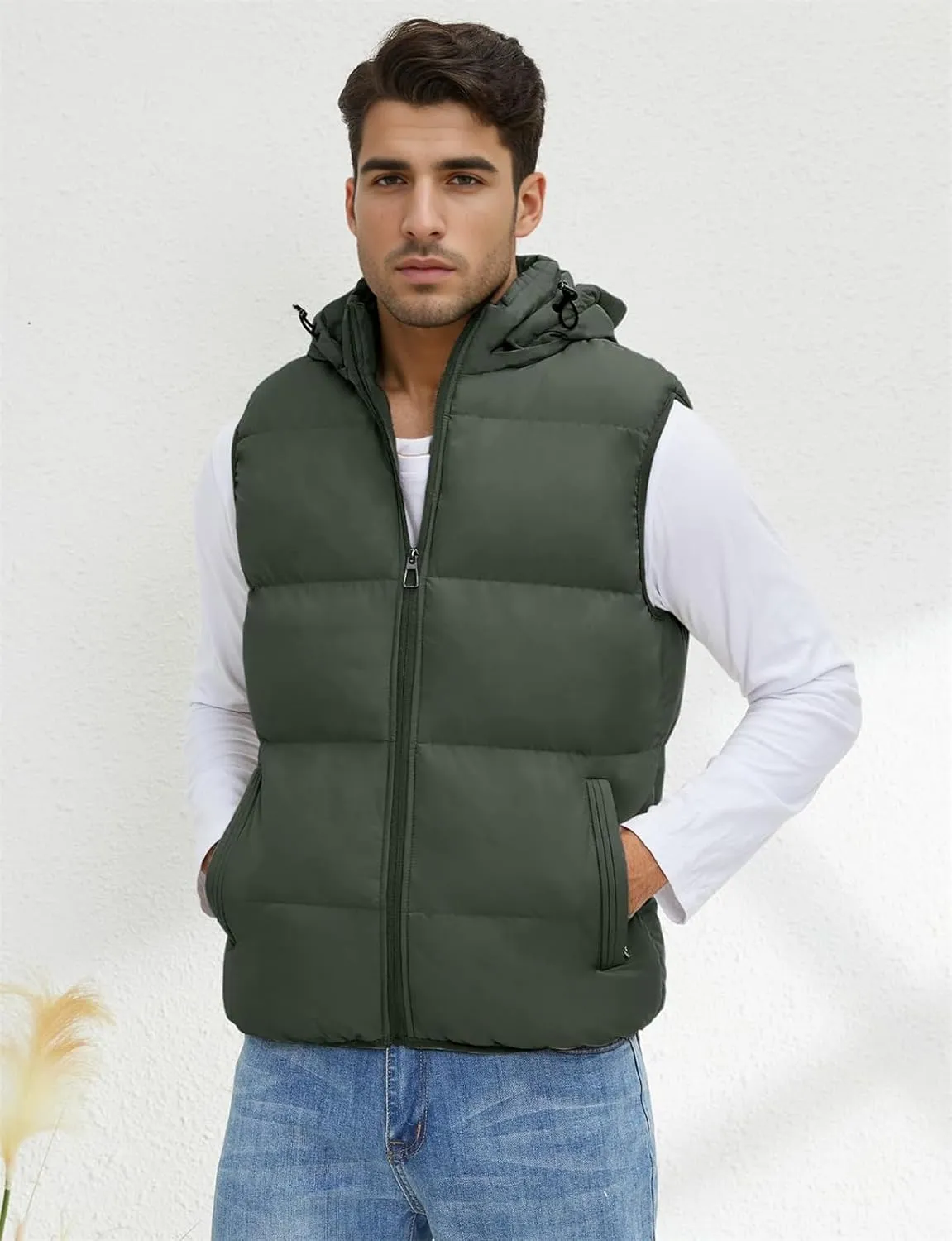 hathne Men's Winter Puffer Vest Sleeveless Warm Zipper Lightweight Jacket Vest with Removable Hood