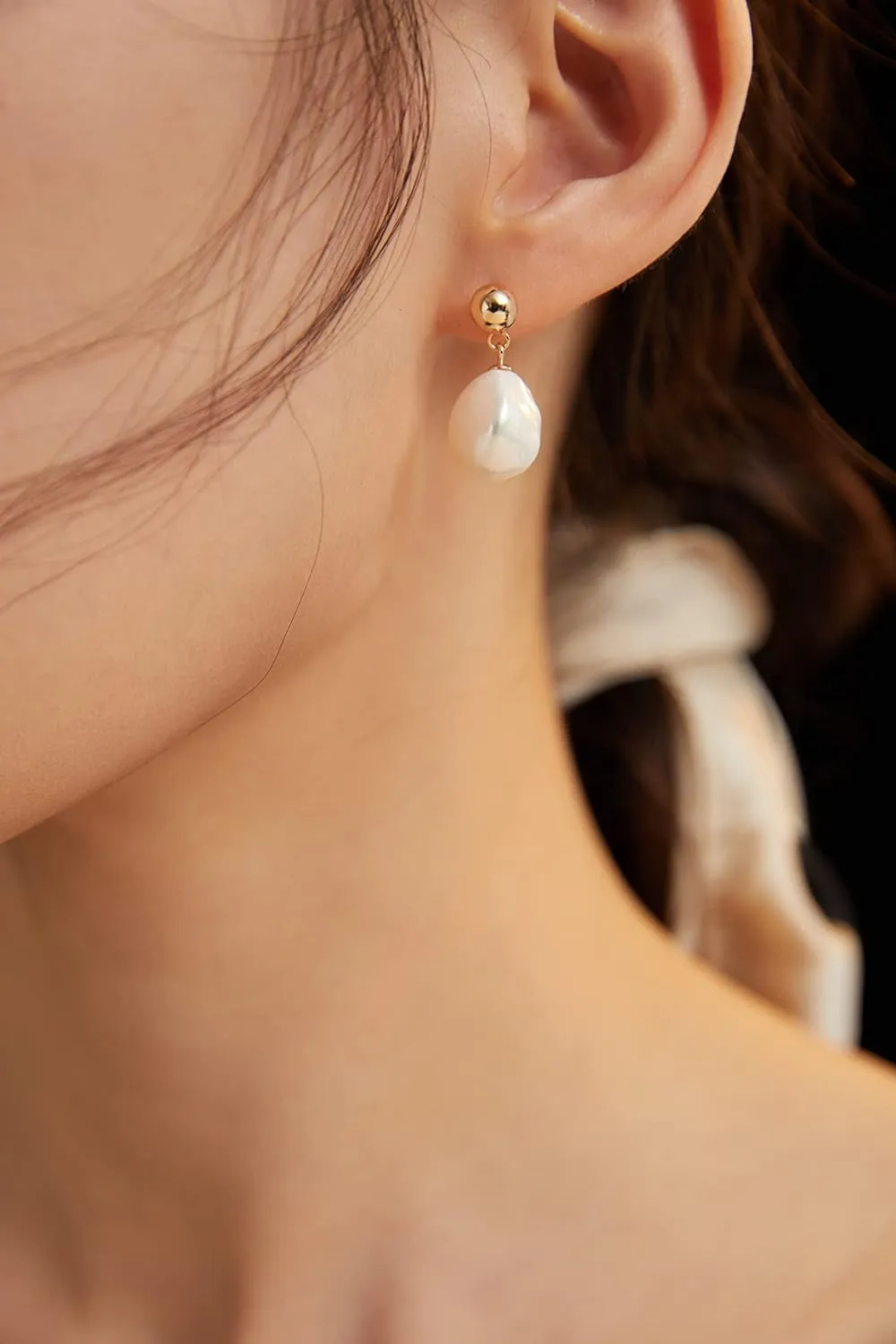 KQF Baroque Pearl Earrings for Women Plated Gold Sterling Silver Freshwater Cultured Pearls Hypoallergenic Stud Earrings Square Gold Plated Earring Jewelry Gift for Her