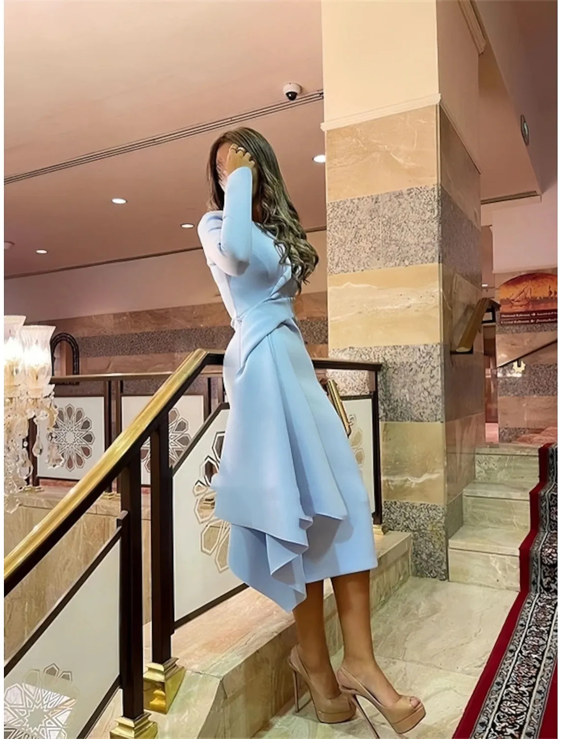 Luolandi Sheath / Column Cocktail Dresses Elegant Dress Formal Fall Knee Length Long Sleeve Jewel Neck Stretch Fabric with Pleats