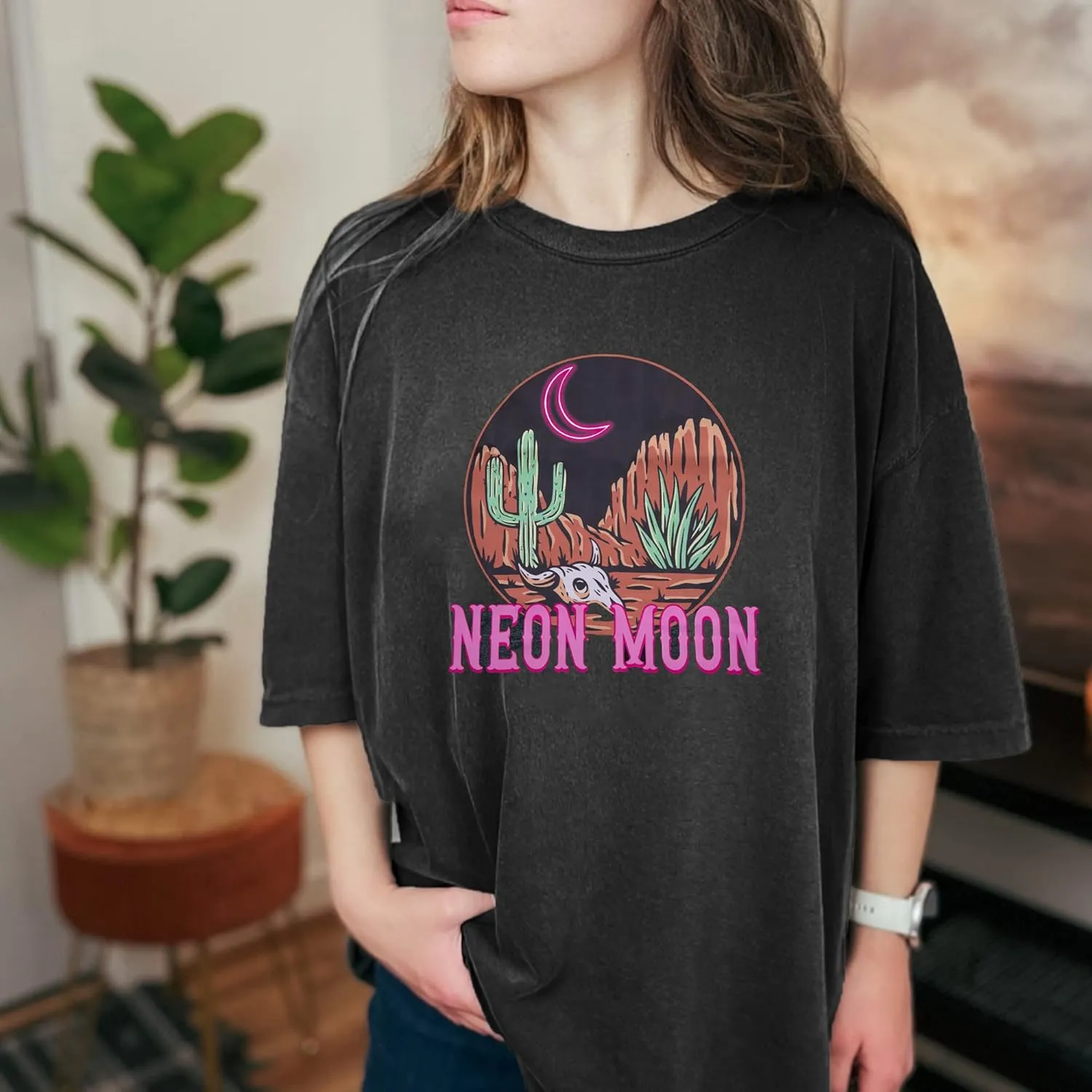 Women's Oversized T Shirts Neon Moon Shirts Classic Country Cowgirl T-Shirt Music Vintage Graphic Tee Tops